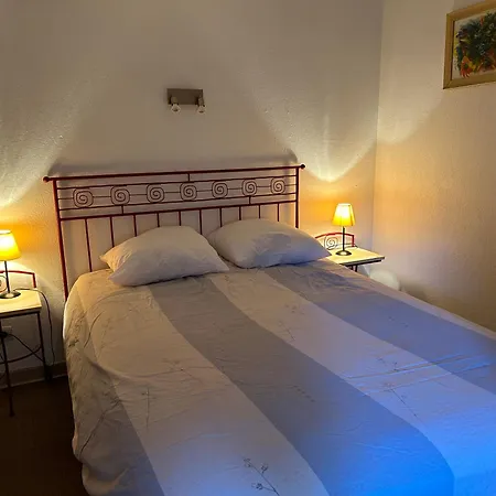 4 Personnes Avec Piscine En Camargue Holiday home *